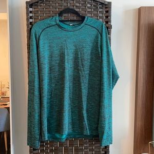 Mens lululemon heat tech vent LARGE